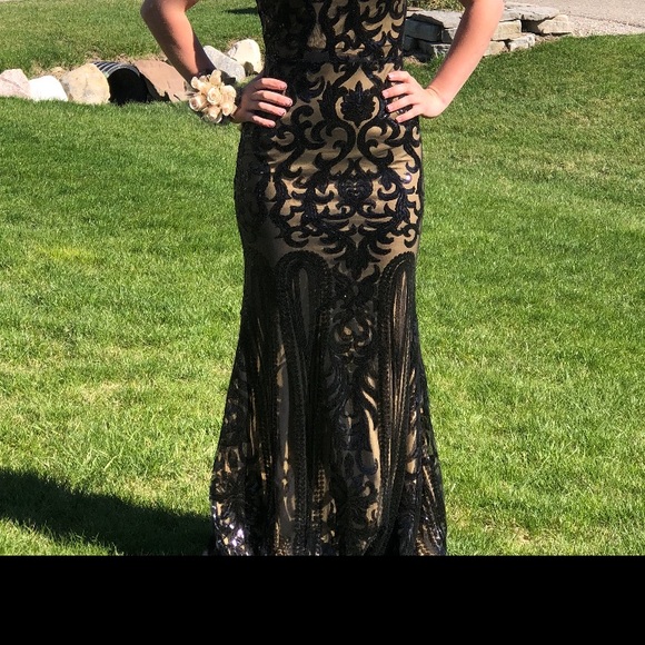 prom dress - Picture 2 of 3